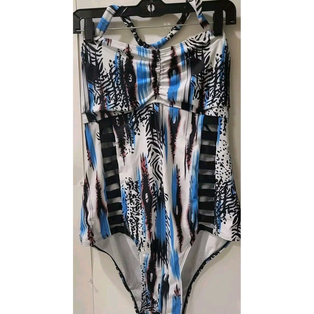 Beach Abstract Print, One Piece  Plus Size‎ Women's Swim Suit Size 3X